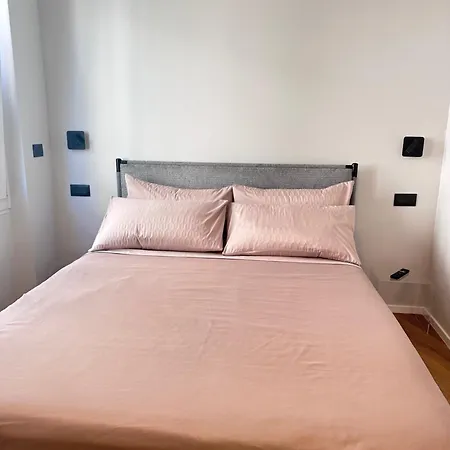 アパート Casa Manzoni サンレモ