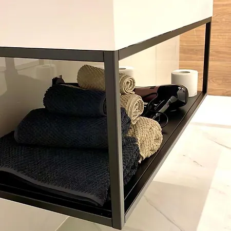 Casa Manzoni アパート サンレモ